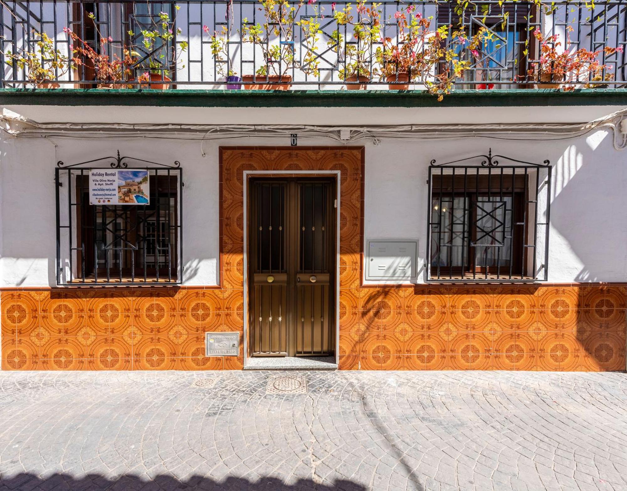 Apartamento Sol Y Playa Nerja Centro מראה חיצוני תמונה